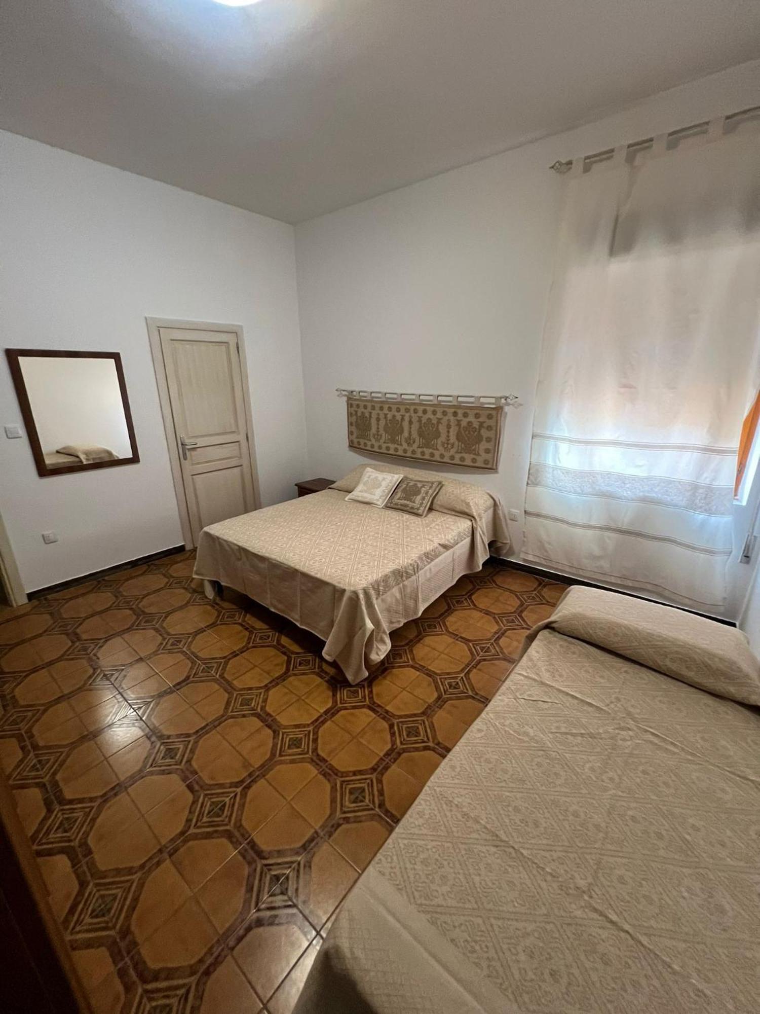 B&B Via Dei Mille Castelsardo Eksteriør billede